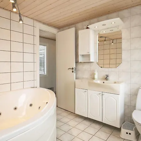 Vakantiehuis 8 Person In Hals-by Traum Hals